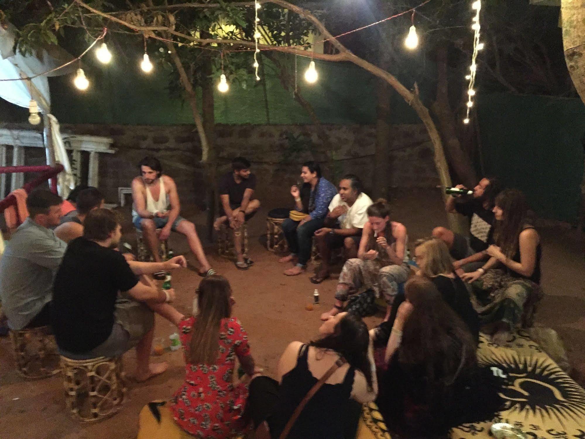 Anjuna By Roadhouse Hostels Goa Exterior foto